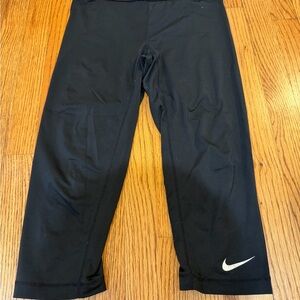 Nike Pro Capri Tights